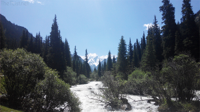 Kyrgyzstan Travel Guide