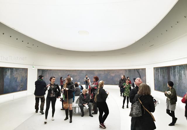 24 hours in Paris