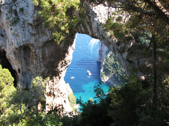 Capri Travel Guide